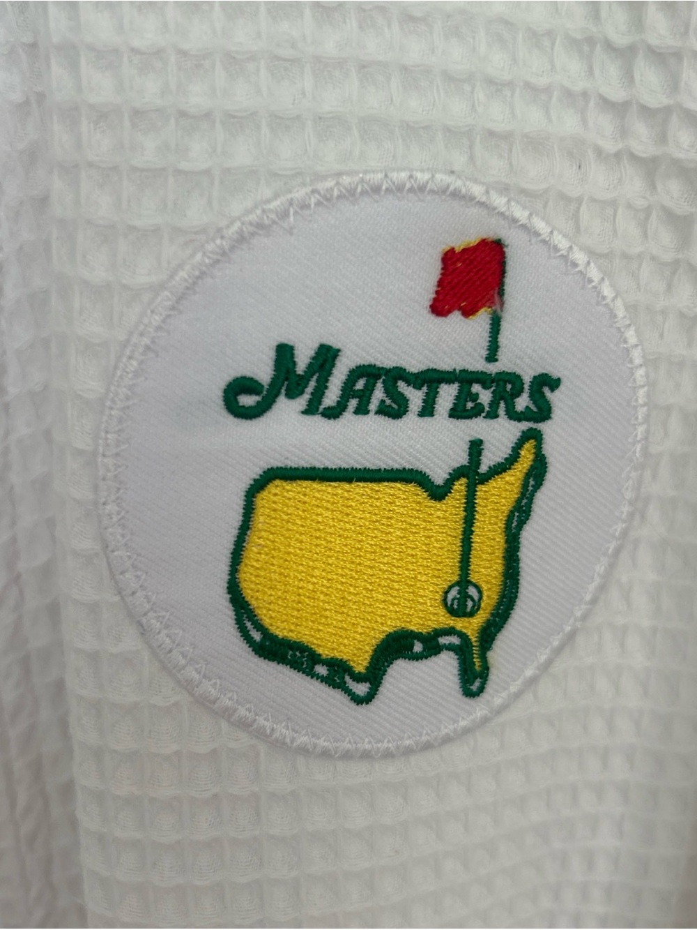 Augusta National Masters White Waffle Weave Spa Robe with Embroidered Patch - Picture 7 of 14